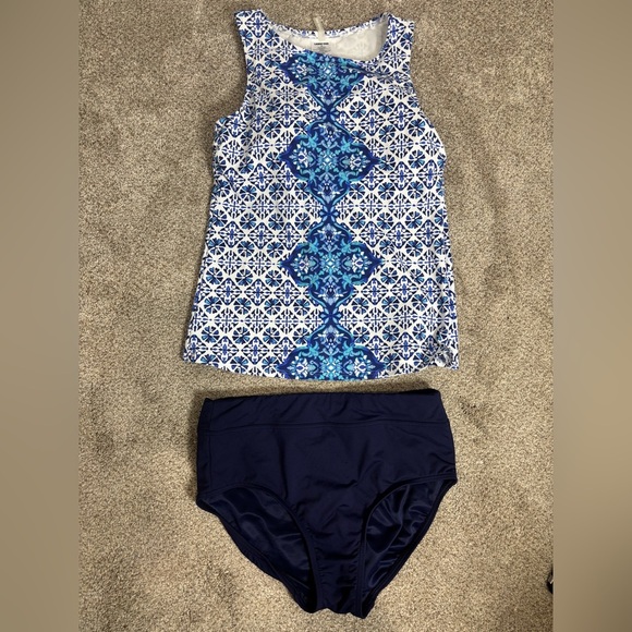 Lands End High Neck‎ Tankini Swim Top Blue Majolica Batik 4 D Padded Bra Modest - Picture 1 of 9